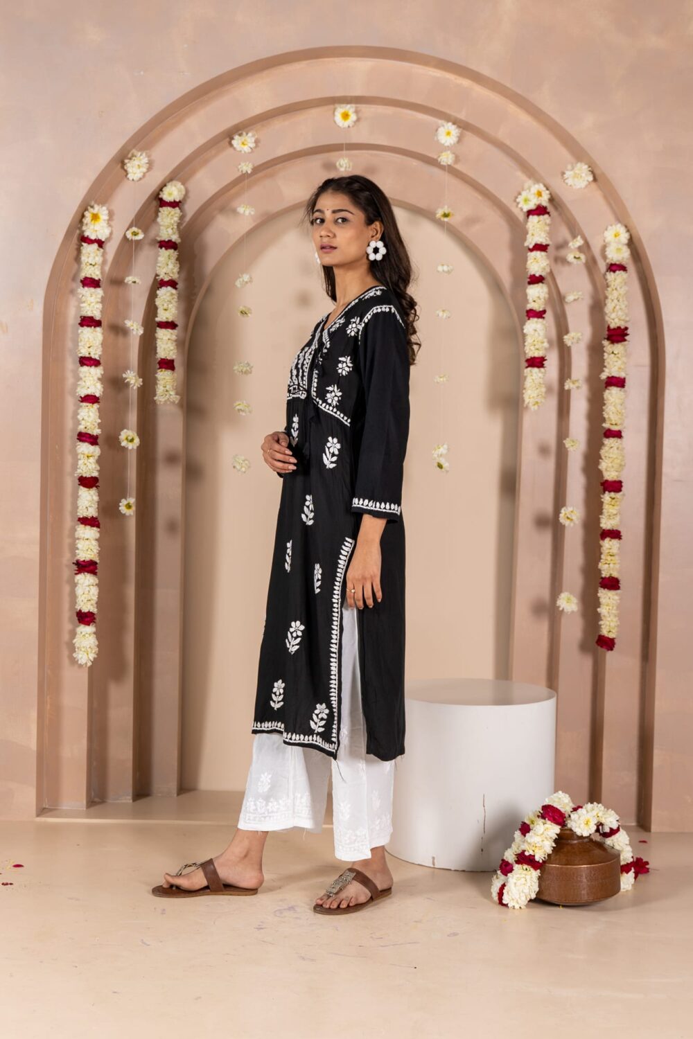 Mahira Shahi Rayon Side Doori Kurti