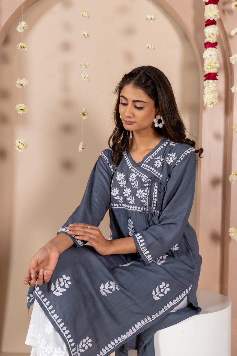 Mahira Shahi Rayon Side Doori Kurti