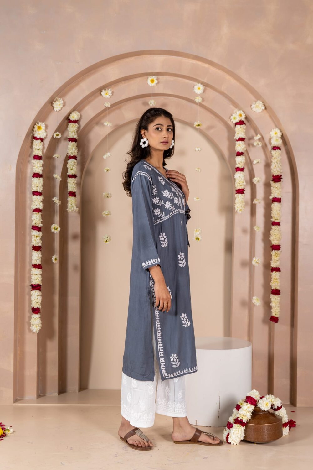 Mahira Shahi Rayon Side Doori Kurti