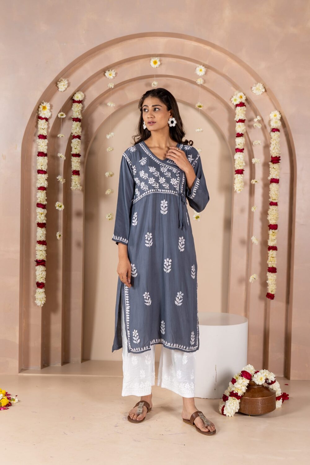 Mahira Shahi Rayon Side Doori Kurti