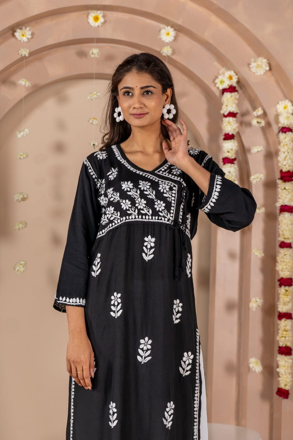 Mahira Shahi Rayon Side Doori Kurti