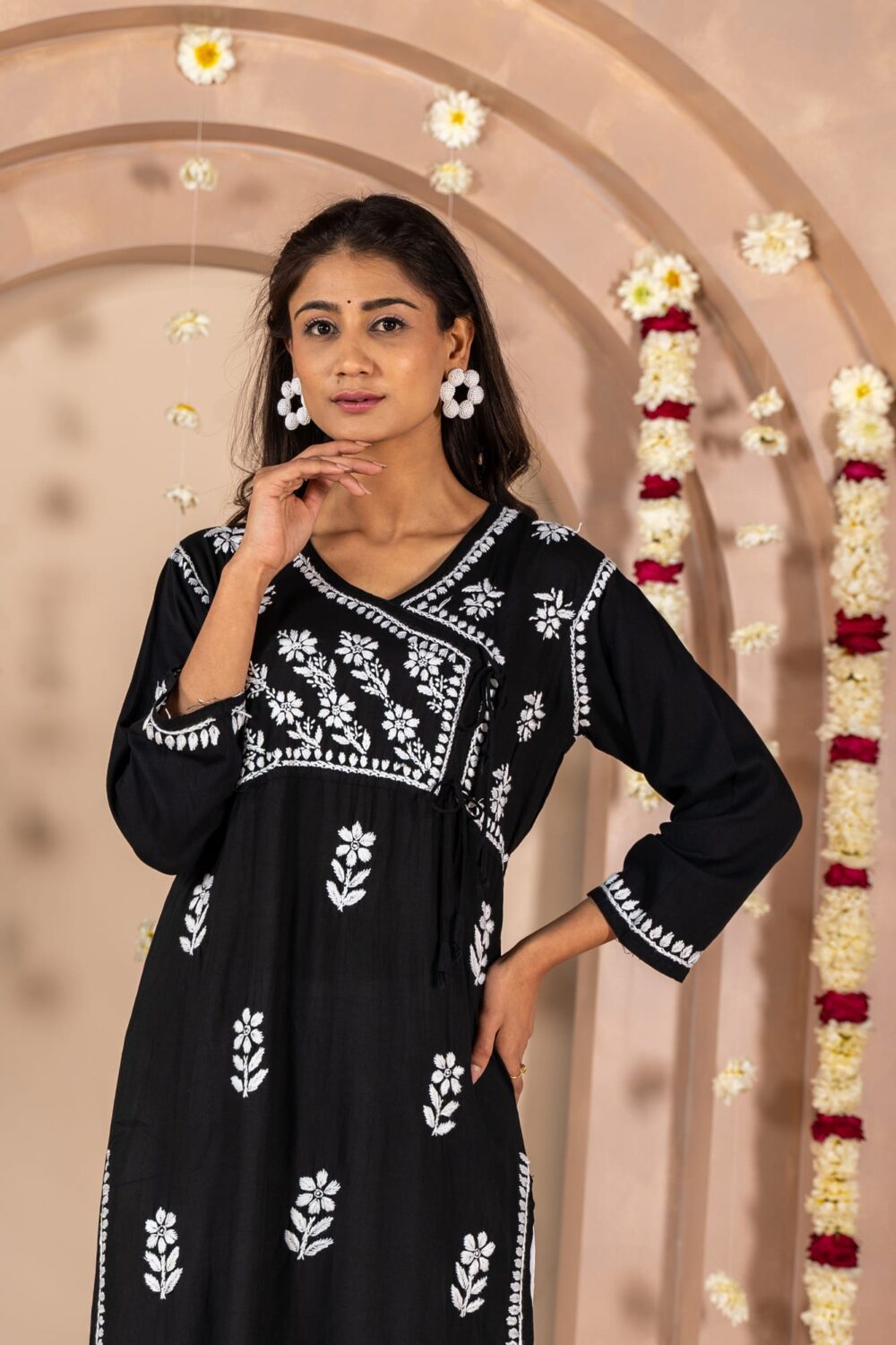 Mahira Shahi Rayon Side Doori Kurti