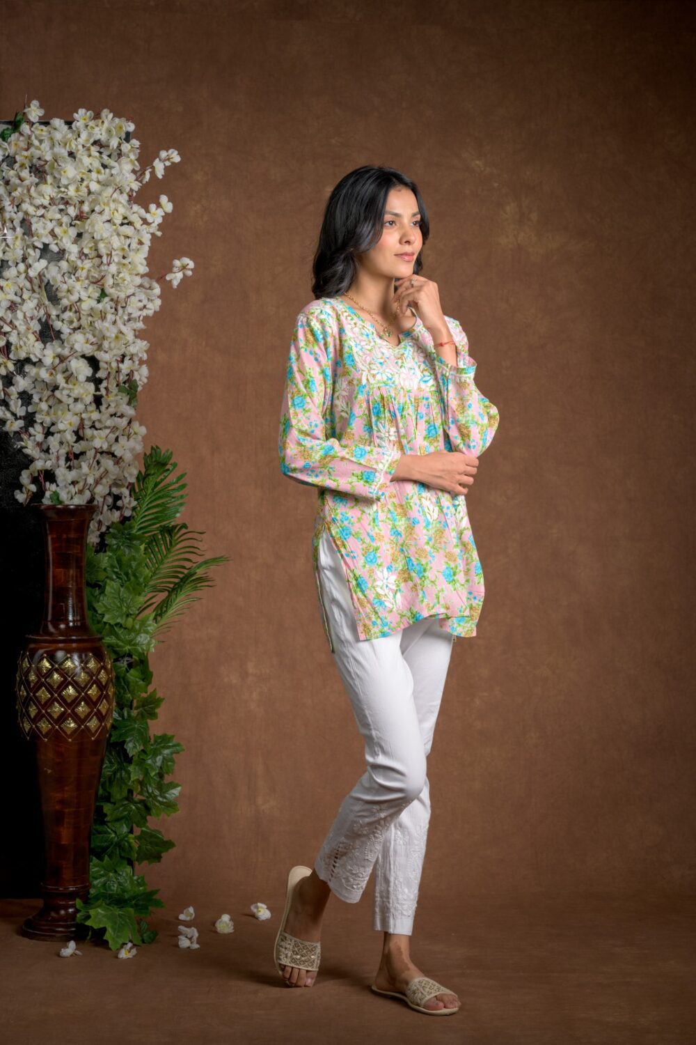 Gurbani Chic - Nyra Cut Mul Cotton Short Kurti