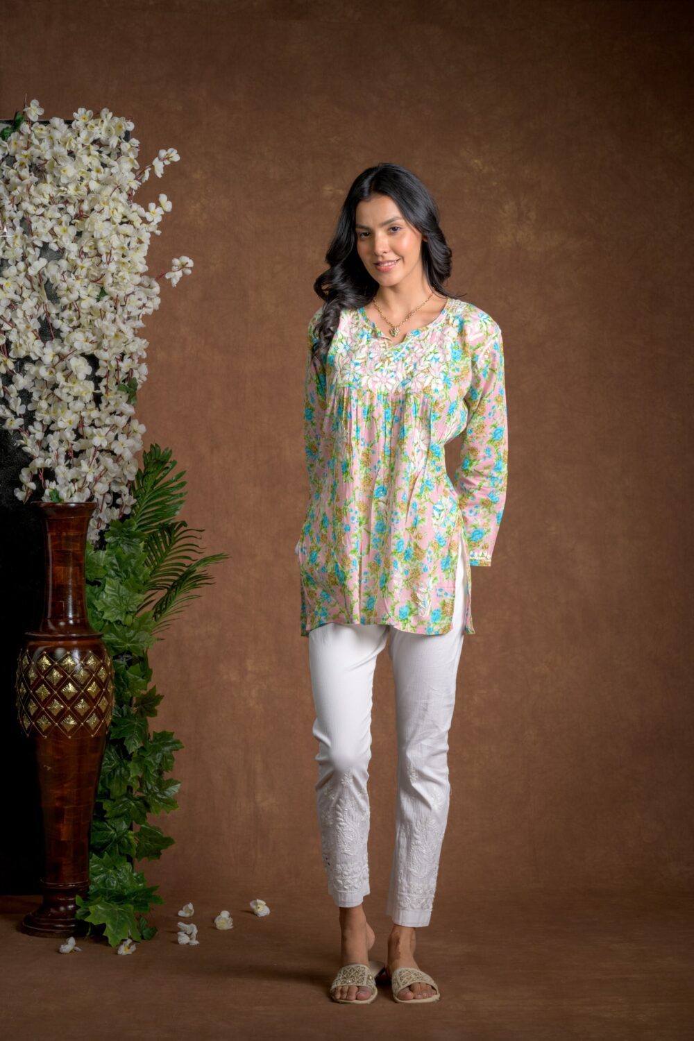 Gurbani Chic - Nyra Cut Mul Cotton Short Kurti