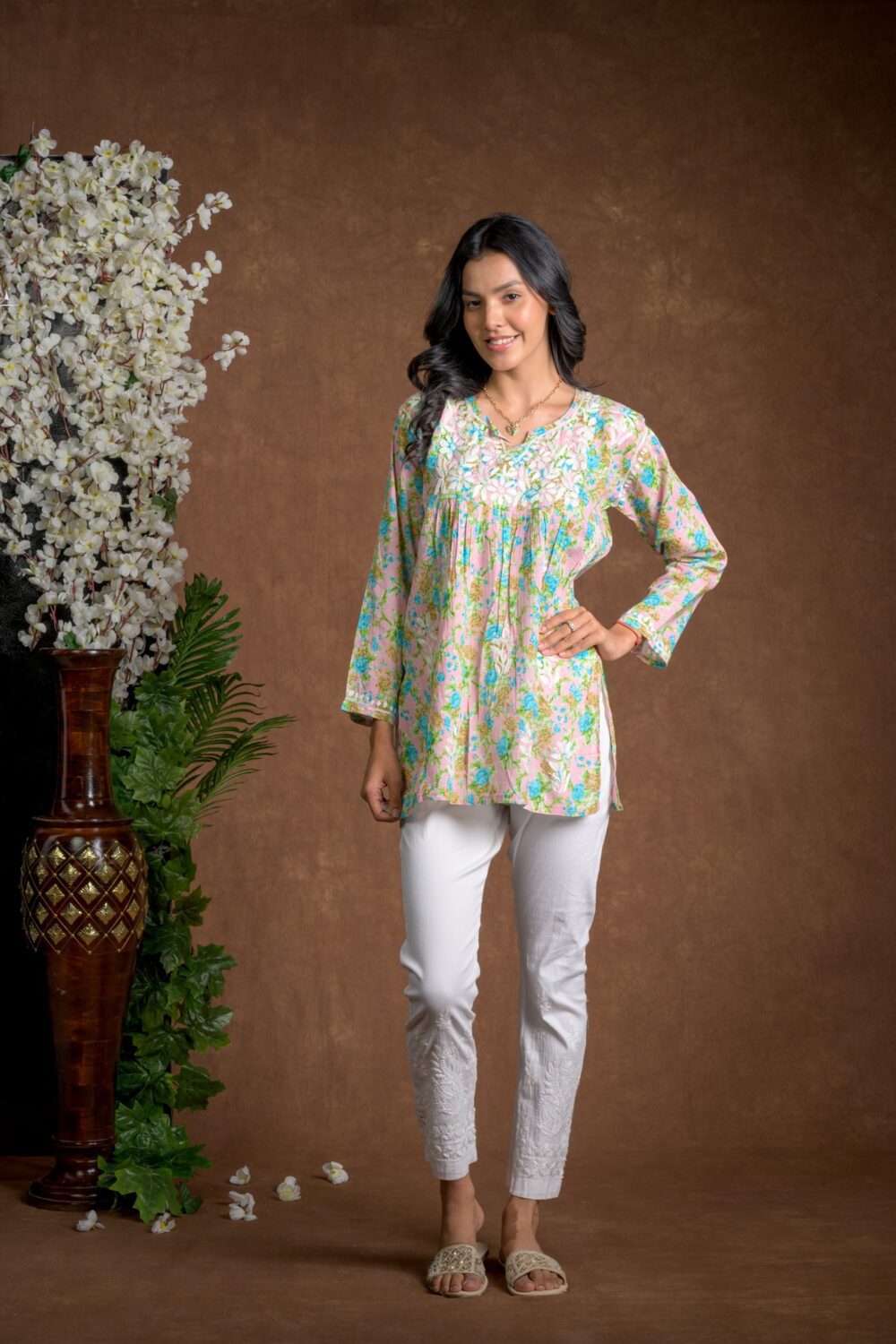 Gurbani Chic - Nyra Cut Mul Cotton Short Kurti