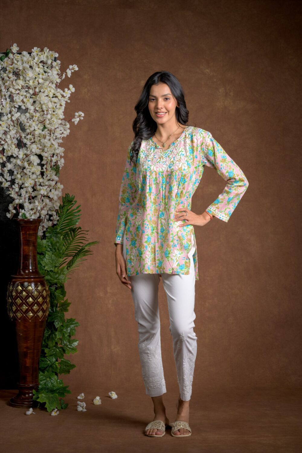 Gurbani Chic - Nyra Cut Mul Cotton Short Kurti