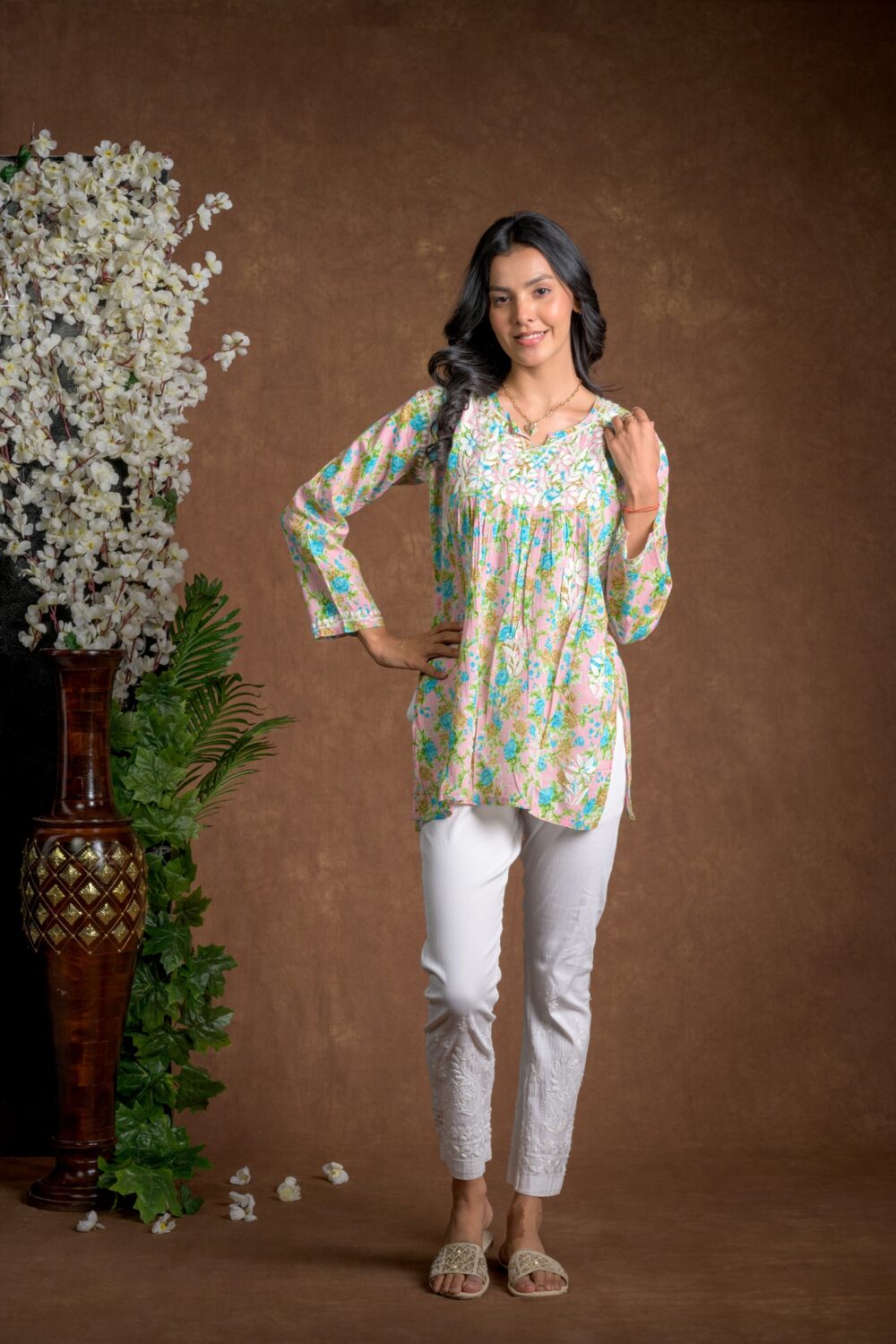 Gurbani Chic - Nyra Cut Mul Cotton Short Kurti