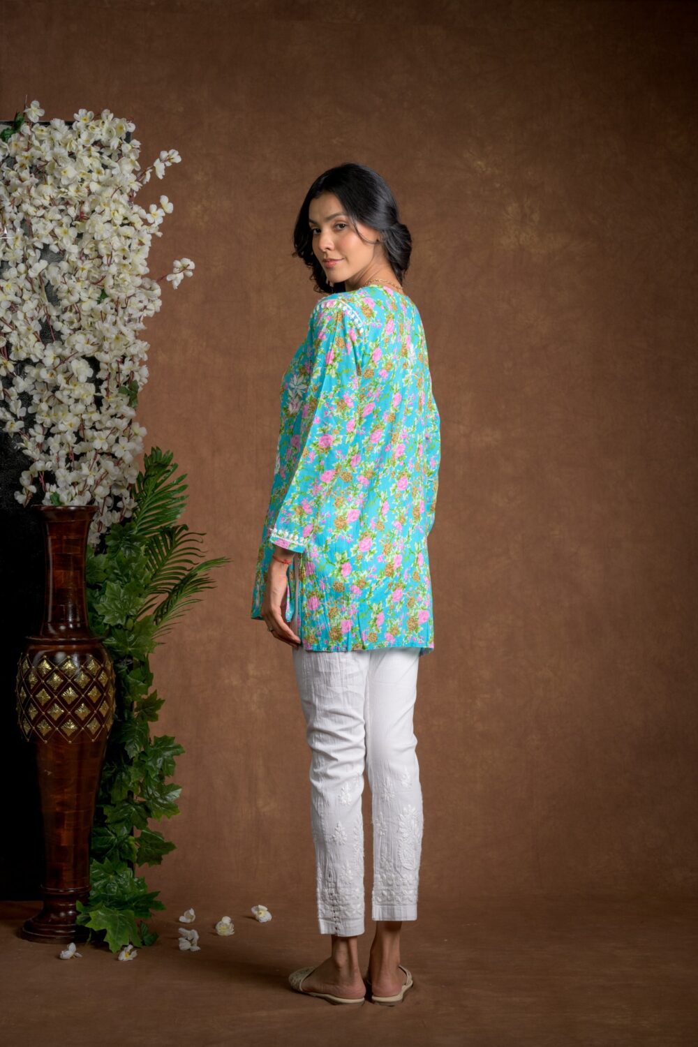 Gurbani Chic - Nyra Cut Mul Cotton Short Kurti