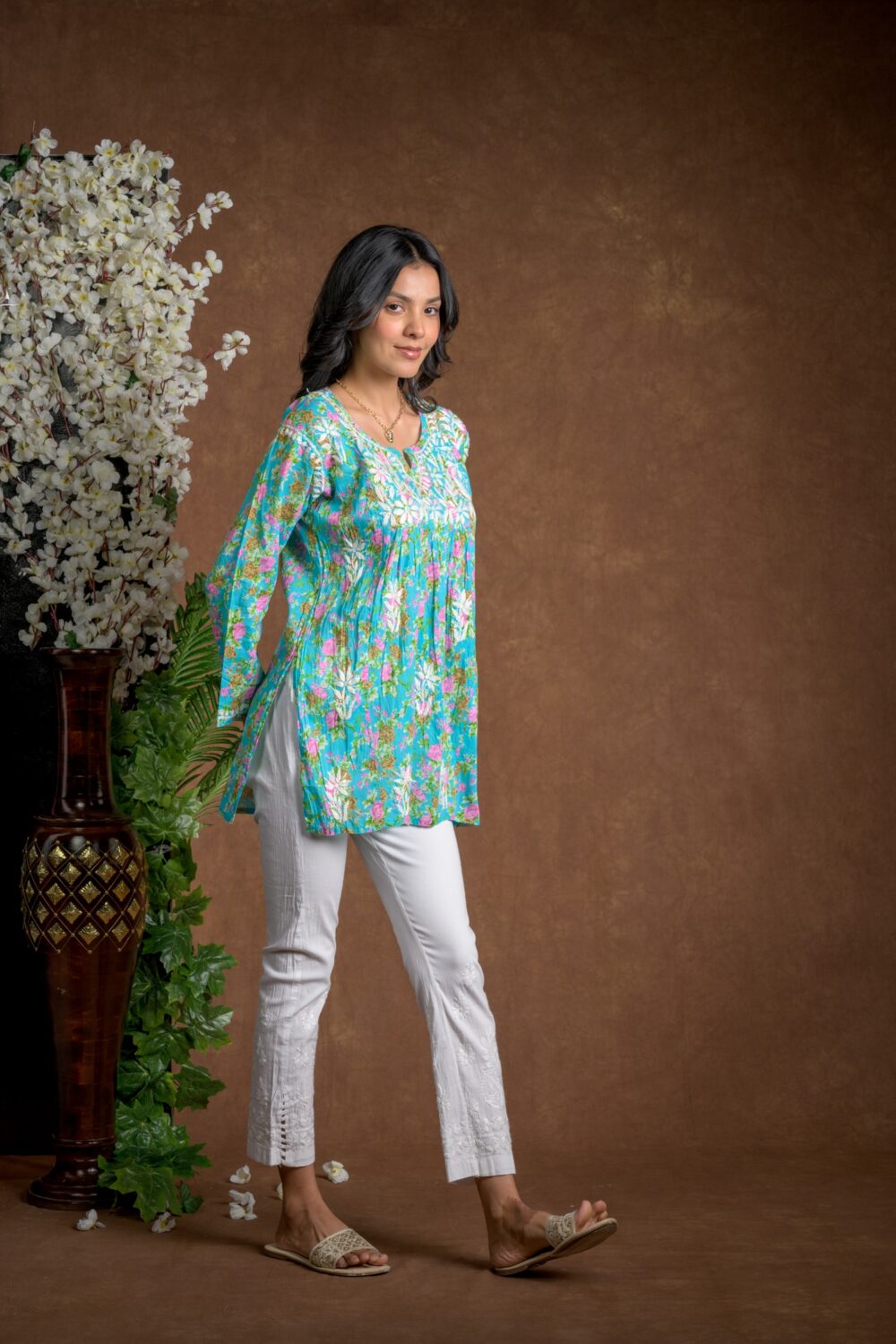 Gurbani Chic - Nyra Cut Mul Cotton Short Kurti