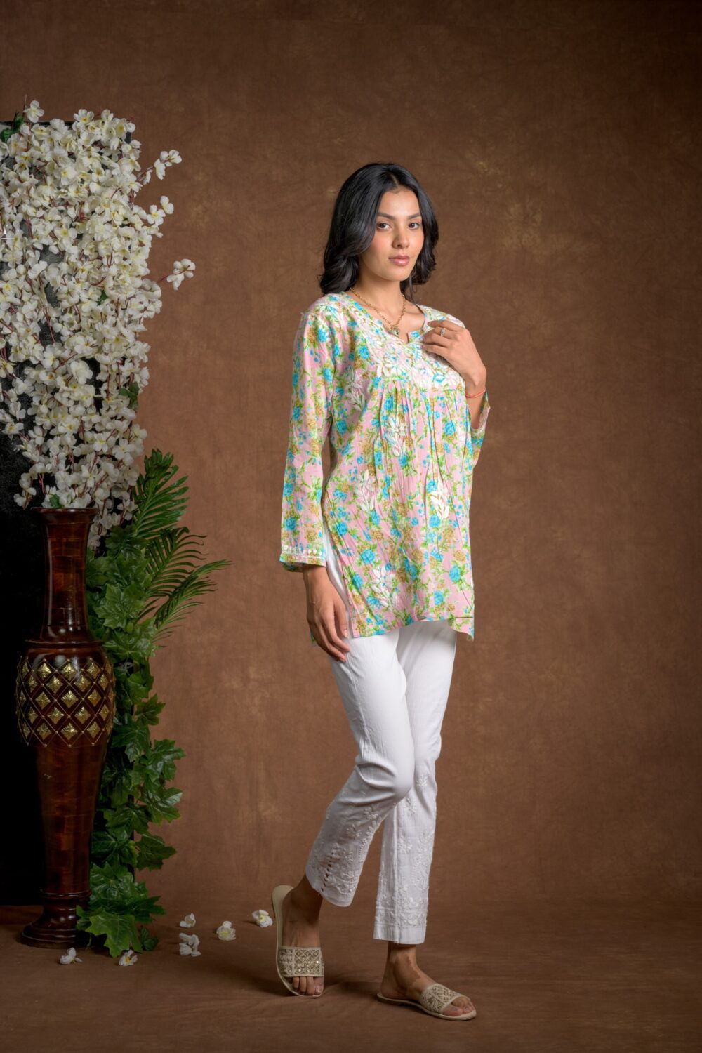 Gurbani Chic - Nyra Cut Mul Cotton Short Kurti