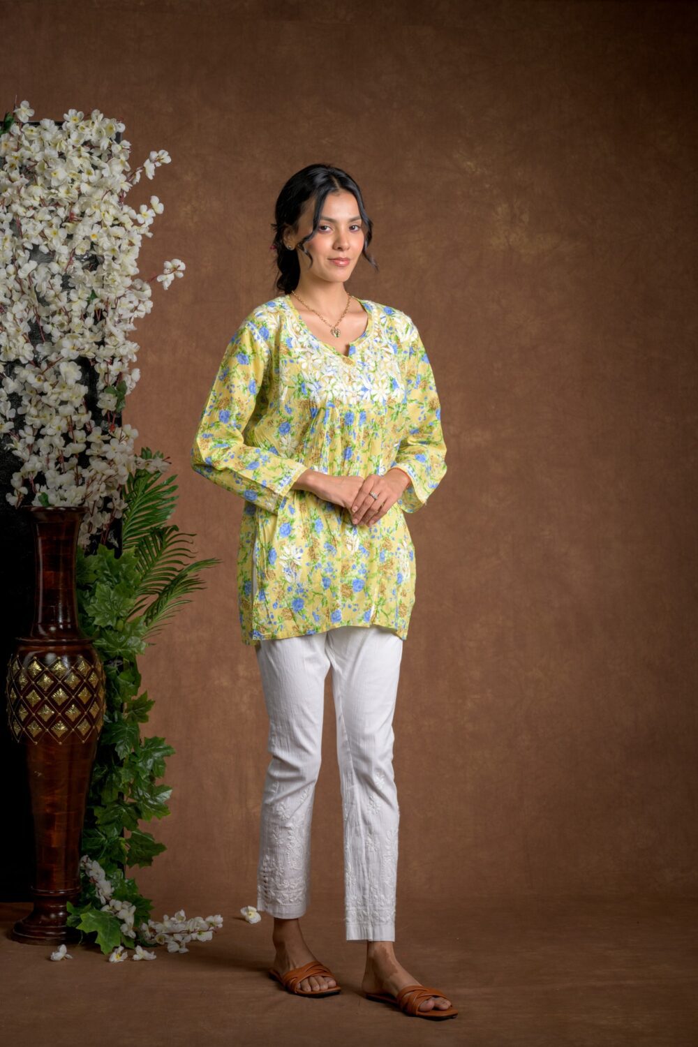 Gurbani Chic - Nyra Cut Mul Cotton Short Kurti