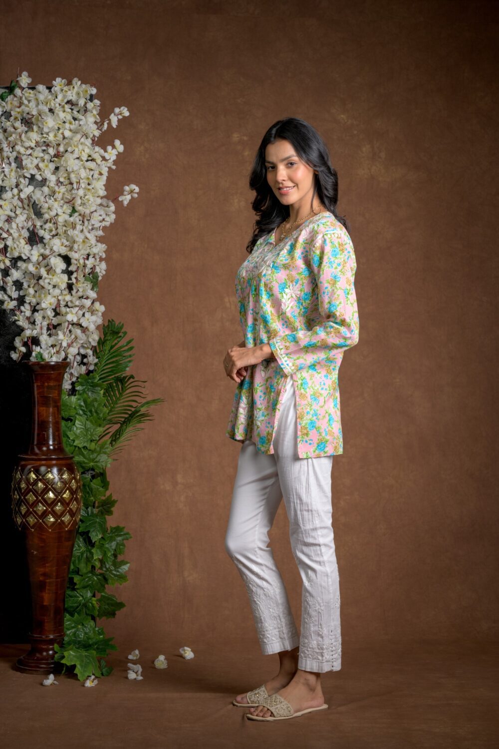 Gurbani Chic - Nyra Cut Mul Cotton Short Kurti