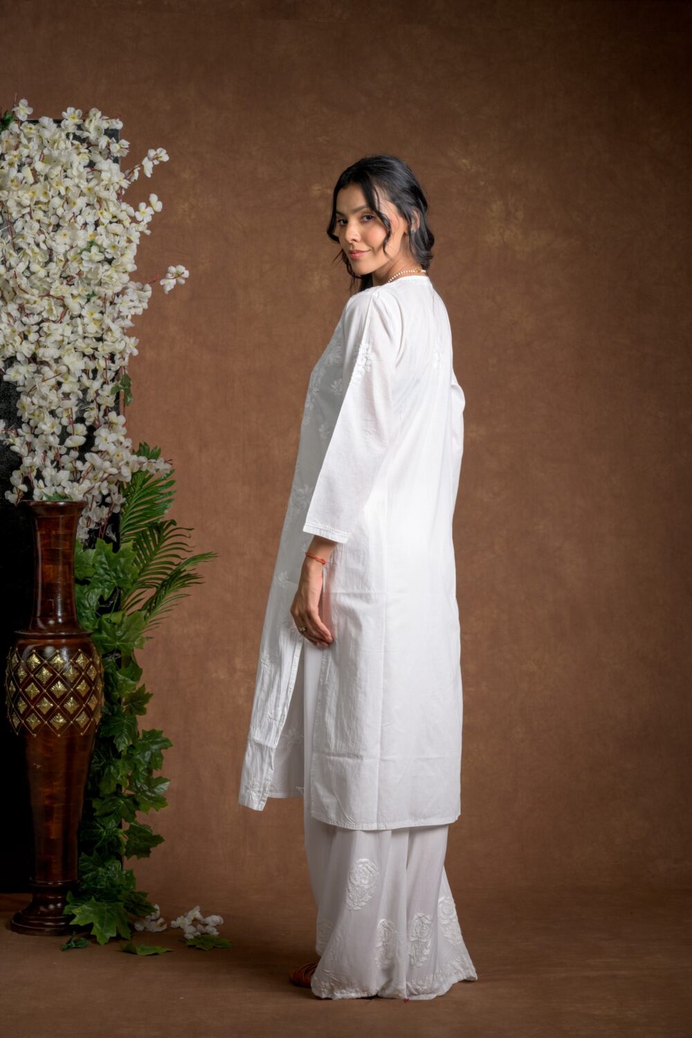 Gurbani Elegance - White Long Cotton Kurti