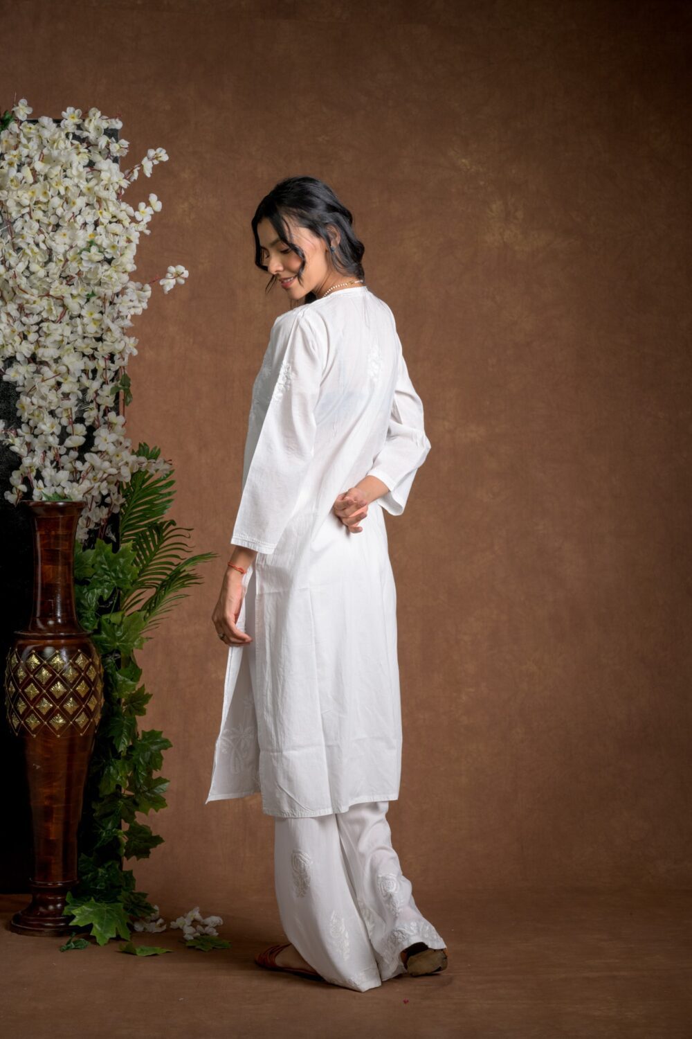 Gurbani Elegance - White Long Cotton Kurti